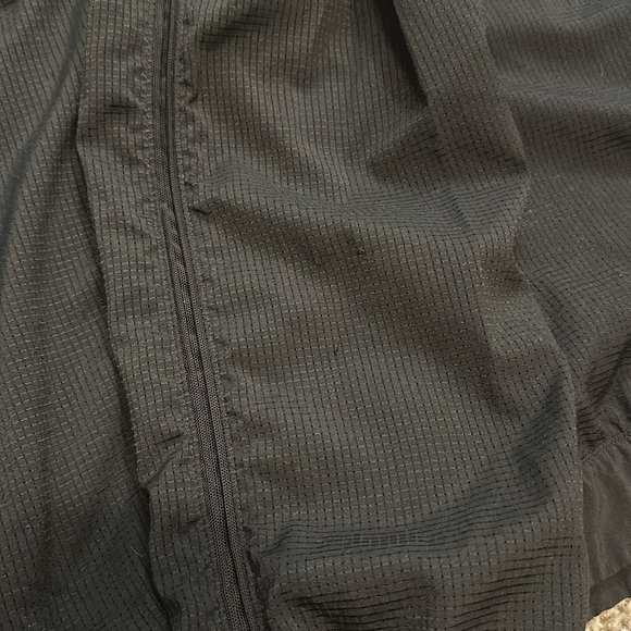 Lululemon black half zip windbreaker - Picture 2 of 4